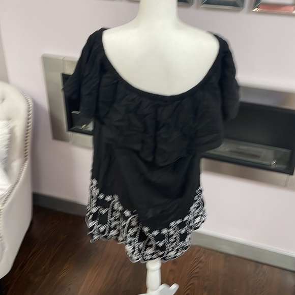 ♡ Old Navy dress - Picture 3 of 4